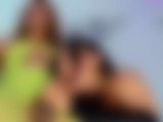 Live cam show with manehotts - Black Hair on Camiplay Live