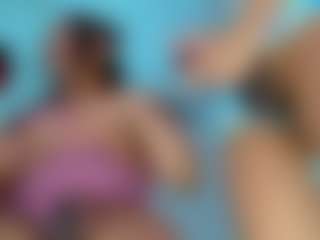 Live cam show with manehotts - Spank on Camsoda