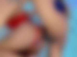 Live cam show with manehotts - Spank on TeamSkeetLive