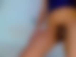 Live cam show with manehotts - Small Tits on Camsoda