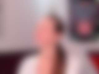 Live cam show with Kelly - Muscle on Hubzter Live