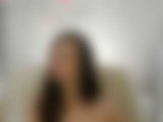 Live cam show with Kelly - Thin on milfzrlive.com