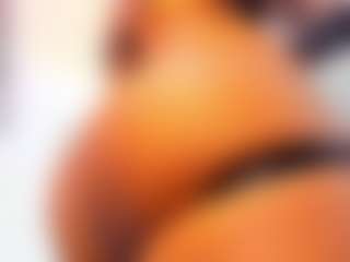 Live cam show with Madison-horny69 - Smoking on Camiplay Live