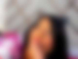 Live cam show with Madison-horny69 - Facial Piercings on LiveSexCams6