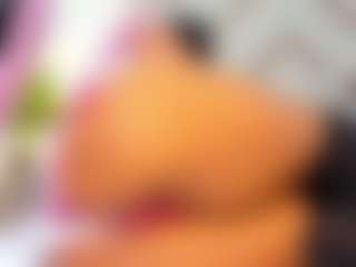 Live cam show with Madison-horny69 - Smoking on SquirtSoMuch