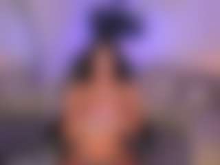 Miley Cruz's Live Sex Cam Show