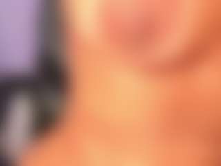Live cam show with Miley Cruz - Dildo on Porn Luv
