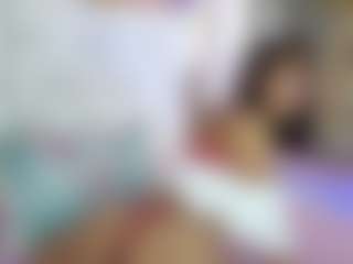 Live cam show with camila - Lesbian on CamwithHer