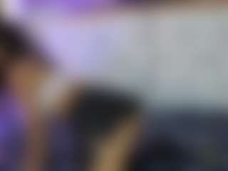Live cam show with camila - Facial on Camsoda