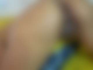 Live cam show with camila - Shower on Camsoda