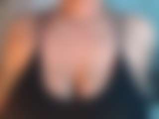NinaTejeiro's Live Sex Cam Show