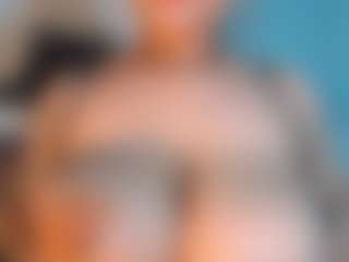Live cam show with NinaTejeiro - Squirt on CamClone
