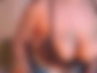 Live cam show with NinaTejeiro - Brown Eyes Big Tits on Camsoda