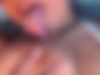 NinaTejeiro's Live Sex Cam Show