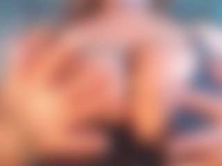 Live cam show with NinaTejeiro - Facial Piercings on Camming Site