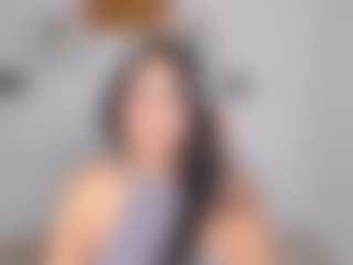 Live cam show with emily-villamil - Thin on MyBangCams