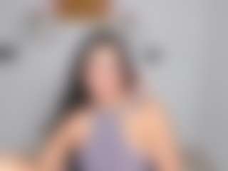 Live cam show with emily-villamil - Average on https://playwithruby.com