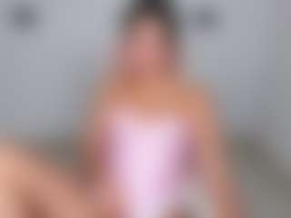 Live cam show with emily-villamil - Red Hair Young Adult on Mixed Magazine Live