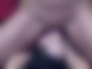 Live cam show with JasmineJayX - Average on SxyPornLive