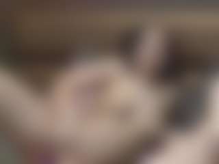 Live cam show with JasmineJayX - Squirt on Latina Girls