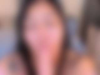 pocahontaspower's Live Sex Cam Show