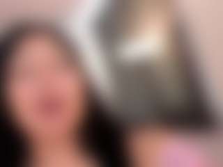 pocahontaspower's Live Sex Cam Show