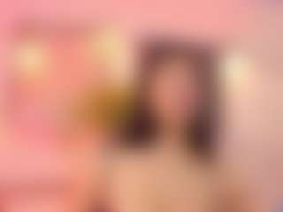 Live cam show with Dulce Camila - Longhair on Camsoda