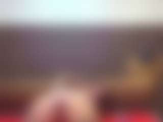 Live cam show with TessaWtsn - Middle Aged on iamadamtest123.com