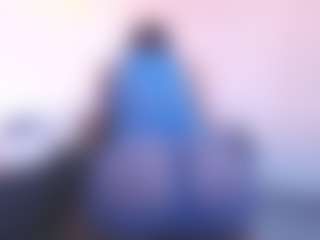 Live cam show with valeriahot69 - Tease on AdultVida.com