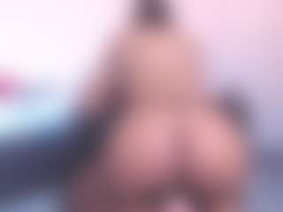 valeriahot69's Live Sex Cam Show