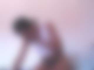 Live cam show with valeriahot69 - Portuguese on CamClone