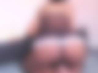 Live cam show with valeriahot69 - Black Hair on Fit Hotties