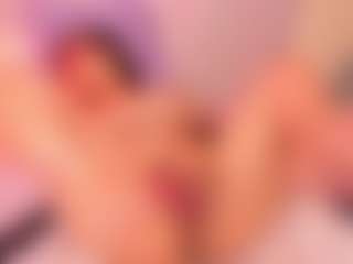 Live cam show with victoria-castro - Camel Toe on Free Soda