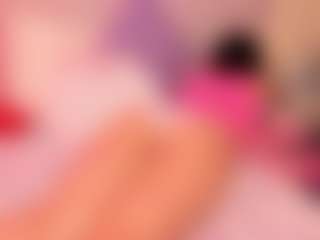 Live cam show with victoria-castro - Camel Toe on Free Soda