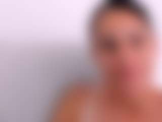 Live cam show with SamanthaWatsonn - Thin on Camsoda