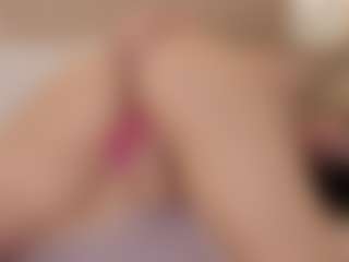 Live cam show with Agatha Black - Lush on CamwithHer