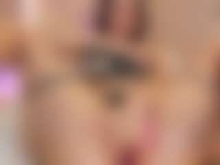 Live cam show with Agatha Black - Small Tits on sexylive.show