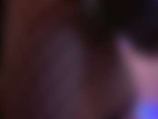 Live cam show with Dia - Skinny on Latina Girls