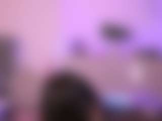 Live cam show with Dia - Anal on Camsoda