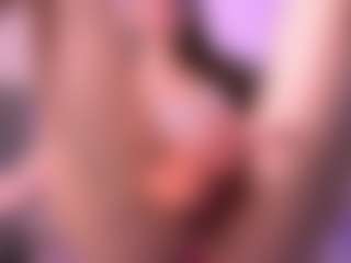 Dia's Live Sex Cam Show