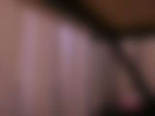 Dia's Live Sex Cam Show