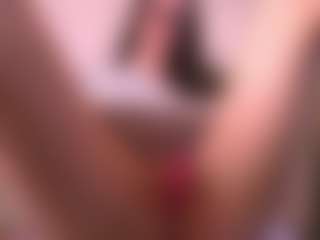 Live cam show with Dia - Butt Plug on Camsoda