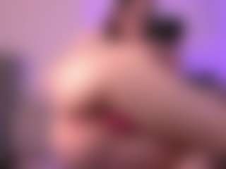 Dia's Live Sex Cam Show