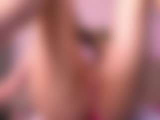 Dia's Live Sex Cam Show