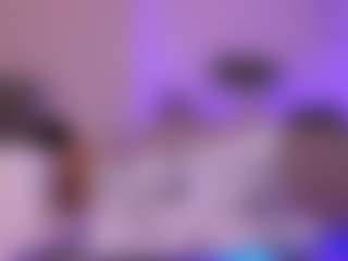 Live cam show with Dia - Brown Hair Teen (18+) on AdultVida.com