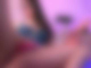 Dia's Live Sex Cam Show
