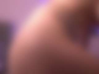 Dia's Live Sex Cam Show