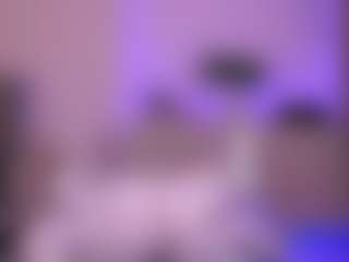 Dia's Live Sex Cam Show