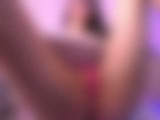 Dia's Live Sex Cam Show