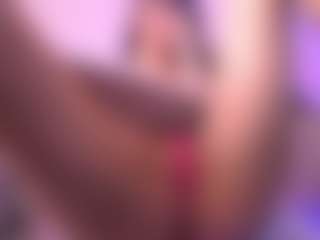 Dia's Live Sex Cam Show